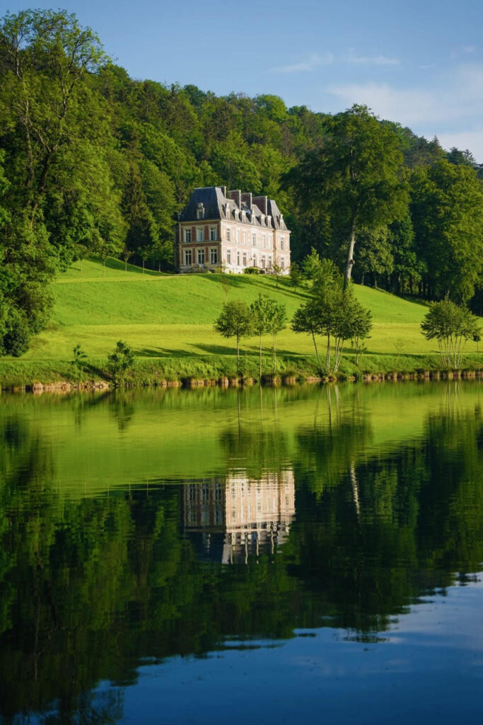 Los Angeles–based artist, Sandro Gebert acclaims residency at Château d’Orquevaux Artist & Writers Residency in France 2 France 1